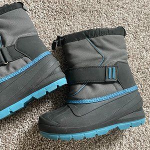 Boy's Cat & Jack Winter Snow Boots- Size 3